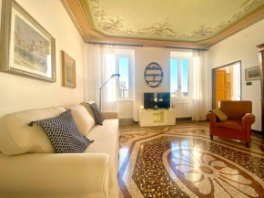 CasaViva-Central Elegant apartment in Camogli